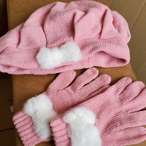 GYMBOREE MATCHING HAT AND GLOVES SET WITH FAUX FUR